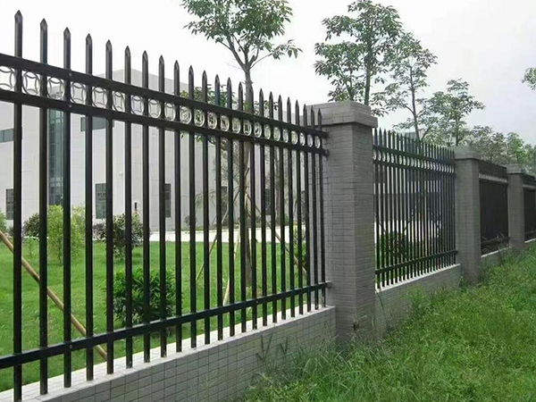 學(xué)校鋅鋼護欄圖片4